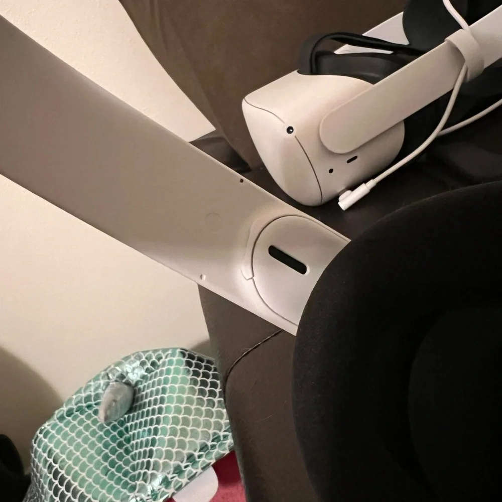 Oculus Quest 2 (64 gb)